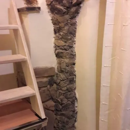 L'arco Di Sersa Nyaraló Riccò del Golfo di Spezia